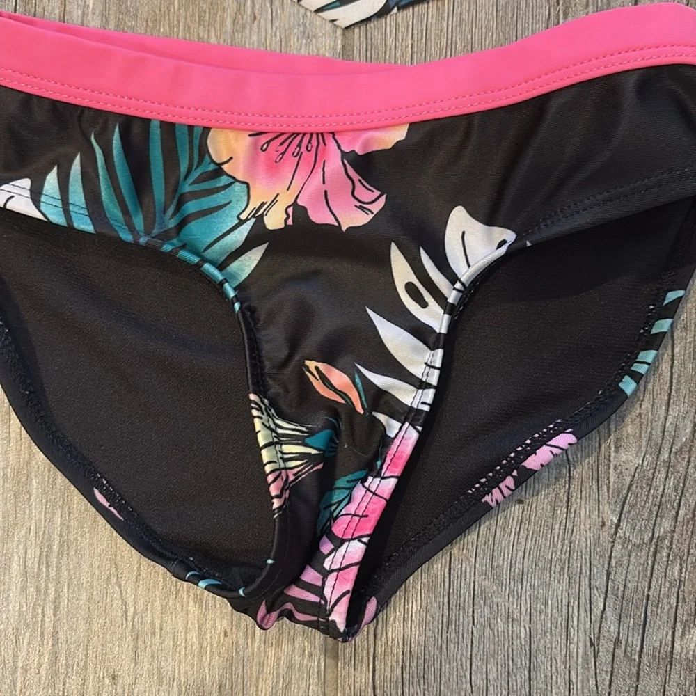 Justice girls floral tankini  bathingsuit swim swimsuit Kids Swim size small 7 8